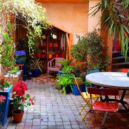 Petit Patio En Centre Ville Nîmes Zewnętrze zdjęcie