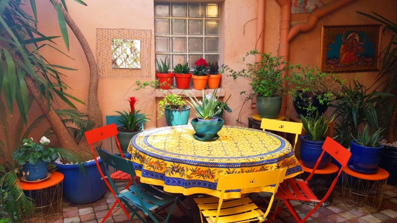 Petit Patio En Centre Ville Nîmes Zewnętrze zdjęcie
